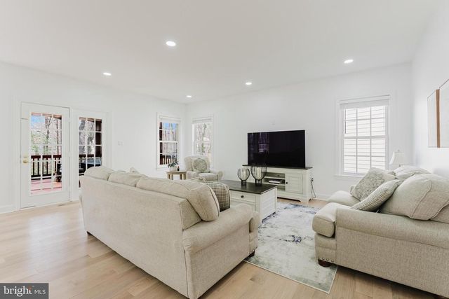 4318 CHANCERY PARK DR, Fairfax, VA 22030