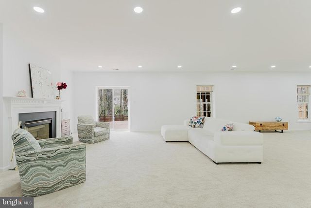 4318 CHANCERY PARK DR, Fairfax, VA 22030