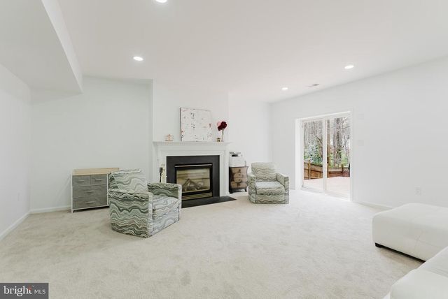 4318 CHANCERY PARK DR, Fairfax, VA 22030