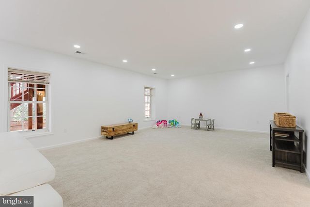 4318 CHANCERY PARK DR, Fairfax, VA 22030