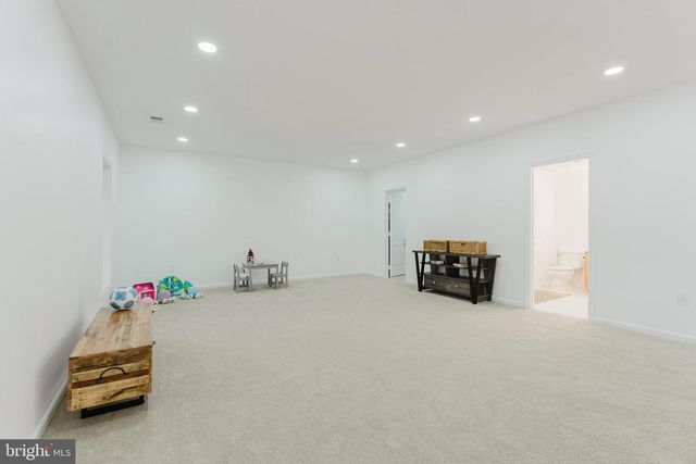 4318 CHANCERY PARK DR, Fairfax, VA 22030