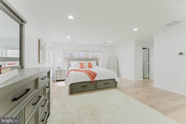 4318 CHANCERY PARK DR, Fairfax, VA 22030