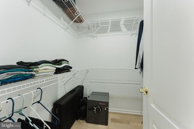 4318 CHANCERY PARK DR, Fairfax, VA 22030