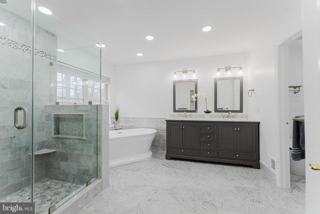 4318 CHANCERY PARK DR, Fairfax, VA 22030