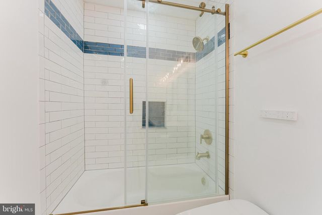 4318 CHANCERY PARK DR, Fairfax, VA 22030