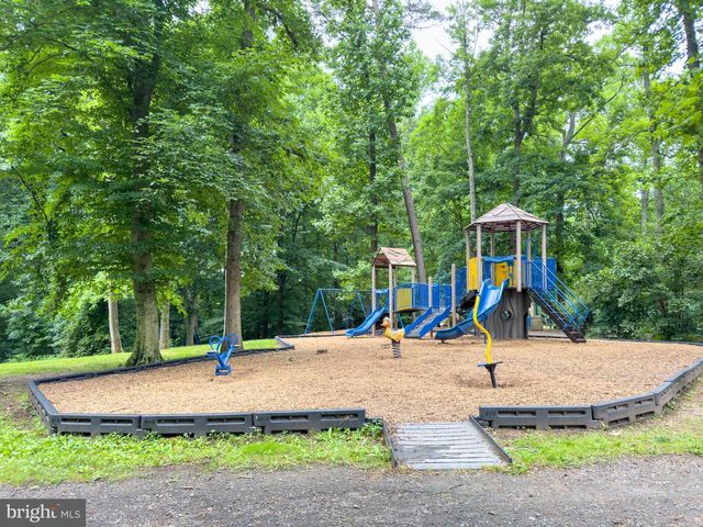 4318 CHANCERY PARK DR, Fairfax, VA 22030