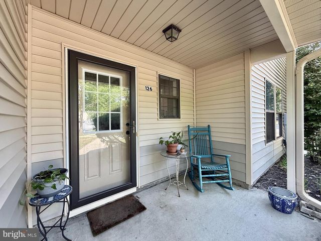 126 WHISPERING OAKS WAY, Jackson, NJ 08527