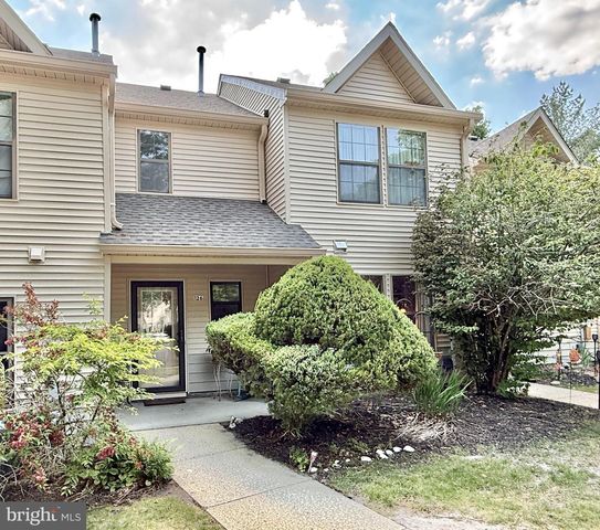 126 WHISPERING OAKS WAY, Jackson, NJ 08527