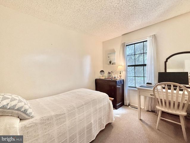 126 WHISPERING OAKS WAY, Jackson, NJ 08527
