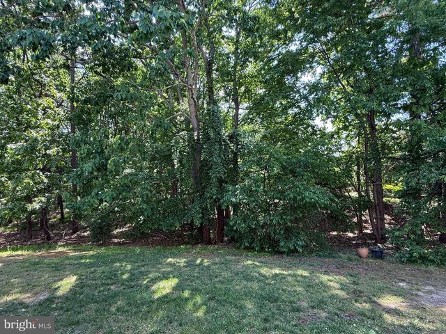 126 WHISPERING OAKS WAY, Jackson, NJ 08527