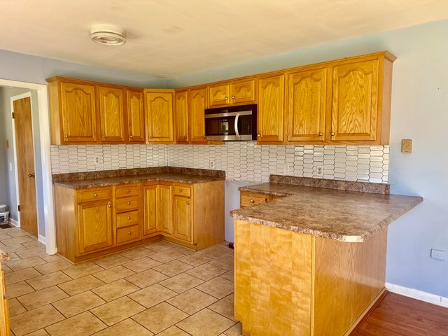521 Clearcreek Road, Irvine, KY 40336