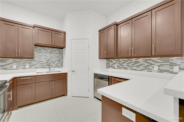 2908 N 51st Street, Mcallen, TX 78501