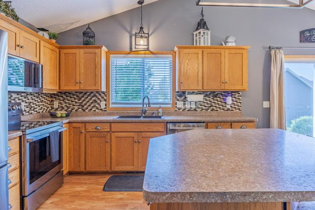 4882 87th Street NE, Monticello, MN 55362