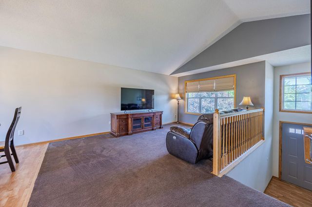 4882 87th Street NE, Monticello, MN 55362