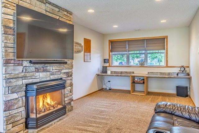 4882 87th Street NE, Monticello, MN 55362