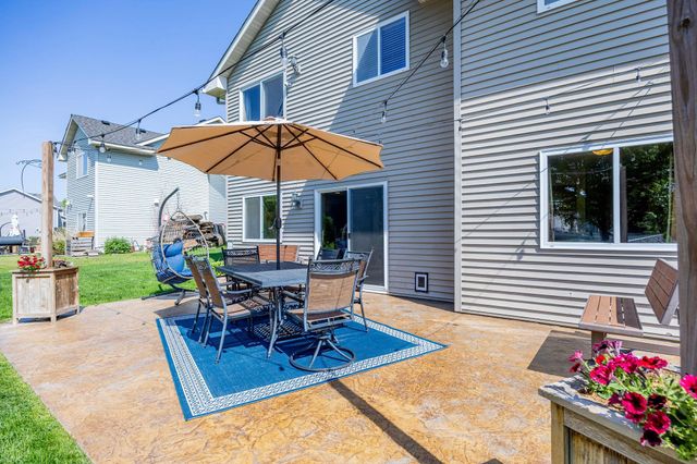 4882 87th Street NE, Monticello, MN 55362
