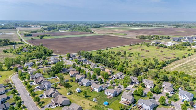 4882 87th Street NE, Monticello, MN 55362