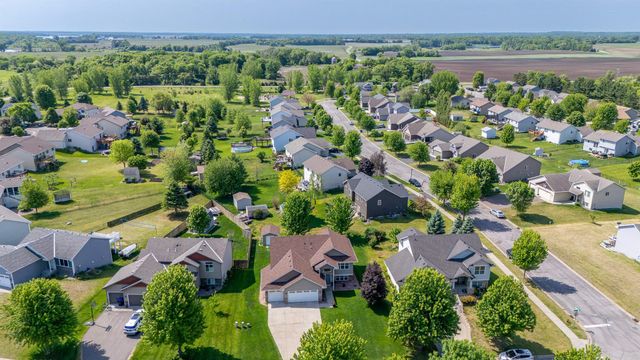 4882 87th Street NE, Monticello, MN 55362