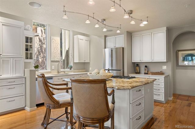 2237 Ridge Plaza Drive, Castle Rock, CO 80108