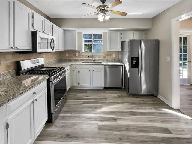 2050 Surrey Trail, Atlanta, GA 30349