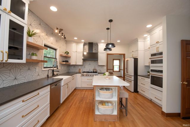 3827 Sunnycroft Place, West Lafayette, IN 47906