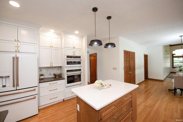 3827 Sunnycroft Place, West Lafayette, IN 47906