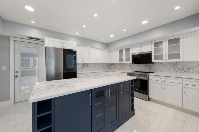 13903 OBERLIN MANOR WAY, Tampa, FL 33613