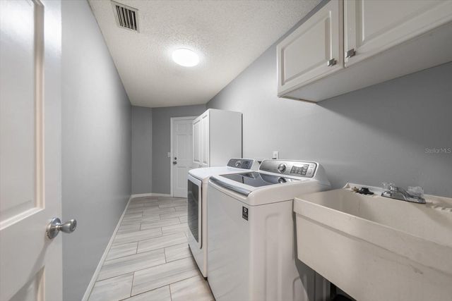13903 OBERLIN MANOR WAY, Tampa, FL 33613