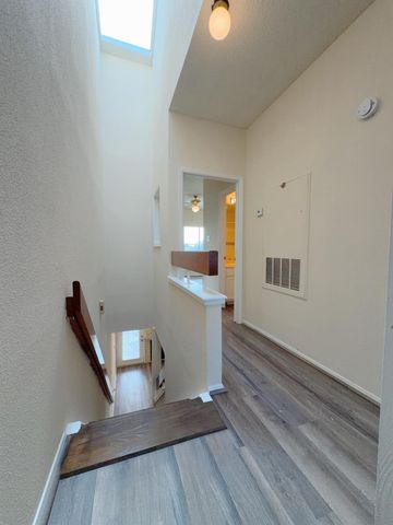 7900 Bissonnet Street D8, Houston, TX 77074