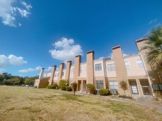 7900 Bissonnet Street D8, Houston, TX 77074