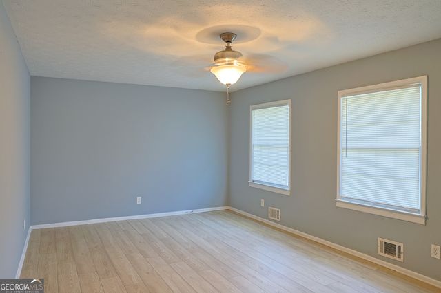 130 Mimosa Drive, Fayetteville, GA 30214