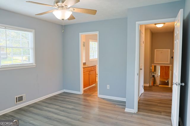 130 Mimosa Drive, Fayetteville, GA 30214