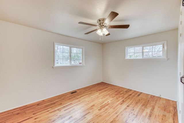 125 N Pollasky Avenue, Clovis, CA 93612