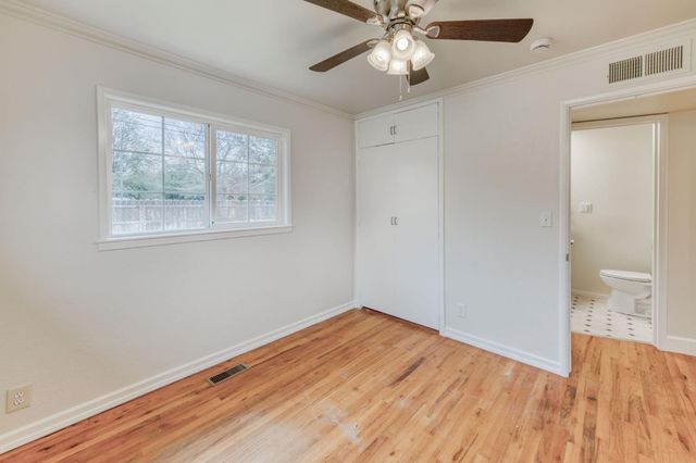 125 N Pollasky Avenue, Clovis, CA 93612