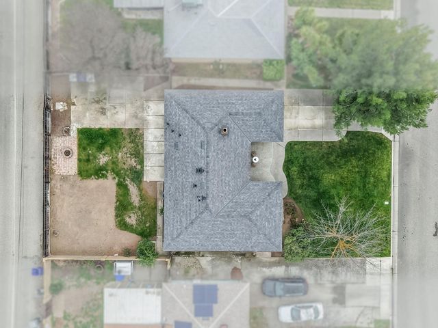 125 N Pollasky Avenue, Clovis, CA 93612