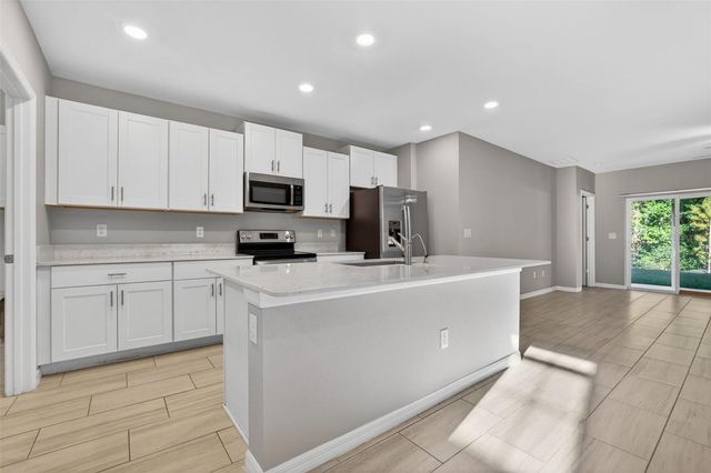 12621 MAPLE BONSAI DRIVE, Riverview, FL 33579