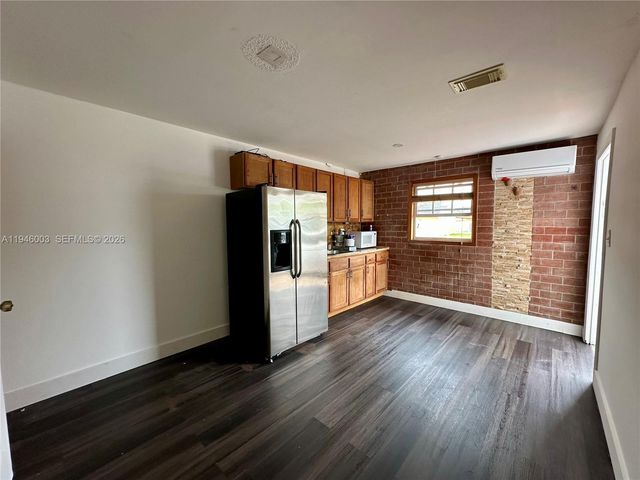 15448 SW 62nd St 1, Miami, FL 33193