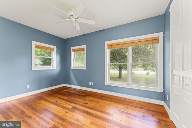 40989 REDWING SONG LN, Lovettsville, VA 20180