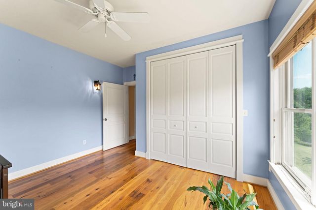 40989 REDWING SONG LN, Lovettsville, VA 20180