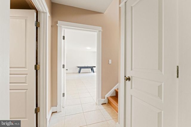 40989 REDWING SONG LN, Lovettsville, VA 20180