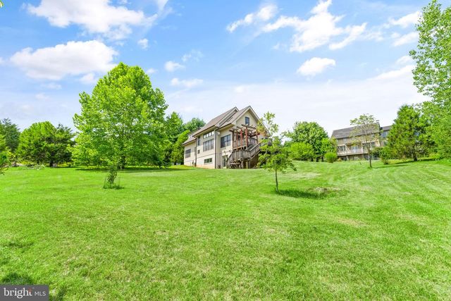 40989 REDWING SONG LN, Lovettsville, VA 20180
