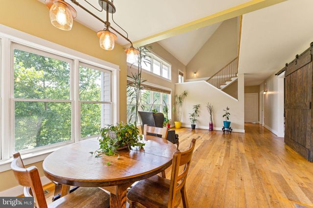 40989 REDWING SONG LN, Lovettsville, VA 20180