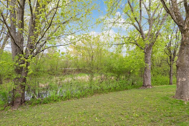 10135 47th Avenue N, Plymouth, MN 55442