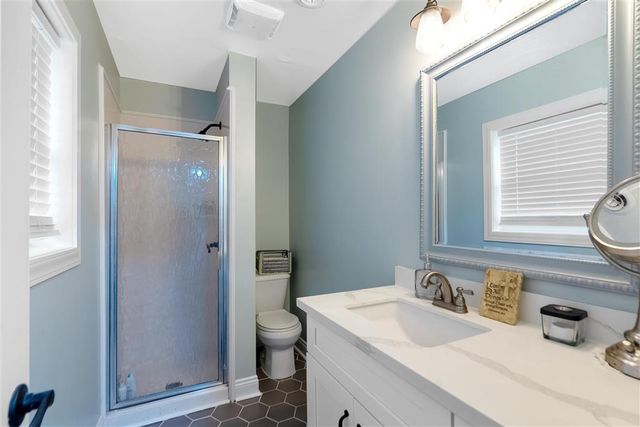 1004 Helen St Street, Iowa, LA 70647