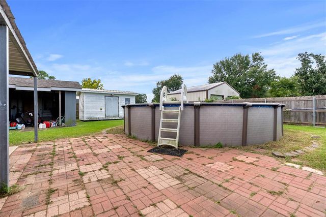 1004 Helen St Street, Iowa, LA 70647