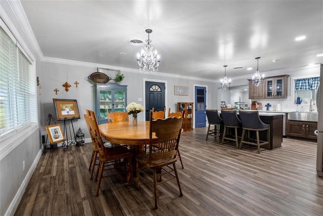 1004 Helen St Street, Iowa, LA 70647