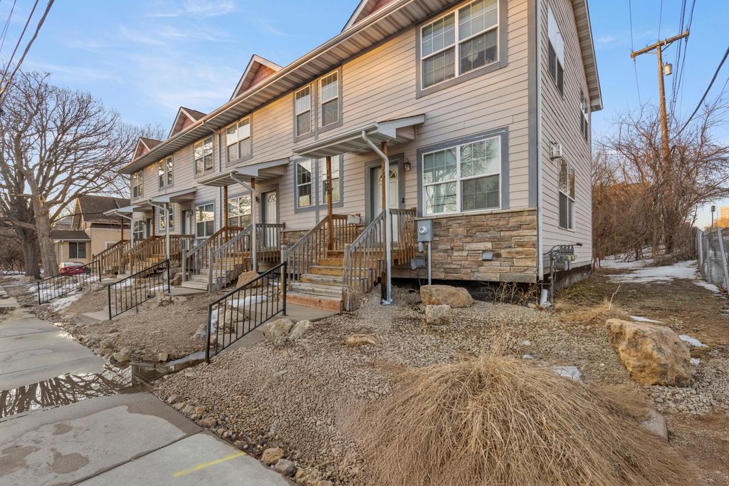 1217 Yale Avenue SE, Minneapolis, MN 55414