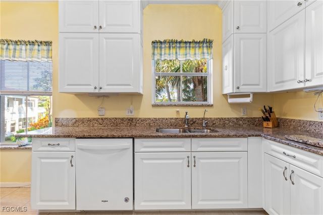 28060 Palmas Grandes LN 202, Bonita Springs, FL 34135