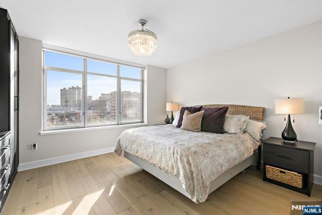 8100 River Road 816, North Bergen, NJ 07047