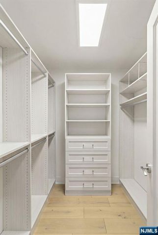 8100 River Road 816, North Bergen, NJ 07047